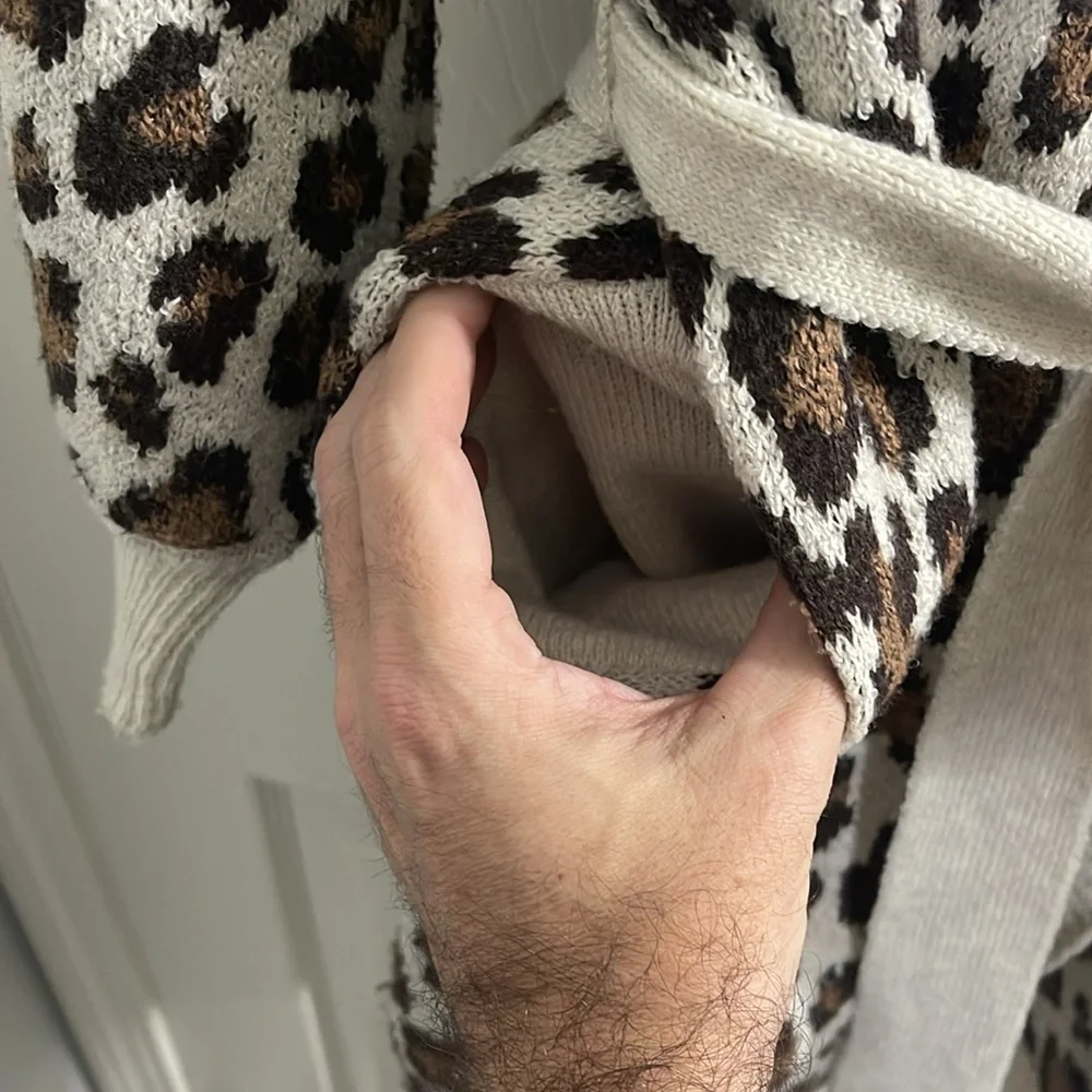 Time and Tru Women's belted sweater vest Size 4-6 - Picture 9 of 11